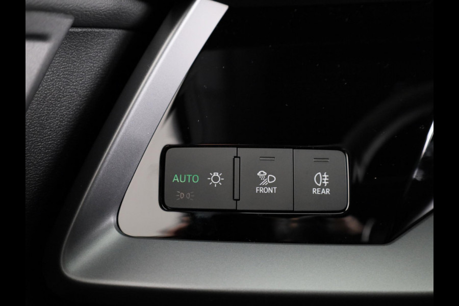 Audi A3 Sportback 40 TFSI e S edition assistentiepakket driving + parking Plus, optiekpakket zwart plus, privacy glass