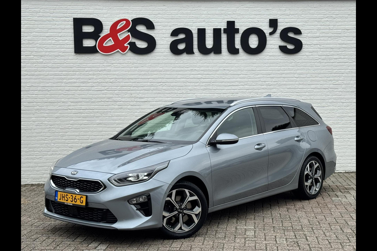 Kia Ceed Sportswagon 1.4 T-GDi DynamicLine Dealeronderhouden Cruise control Climate control Navigatie Apple / Android Trekhaak Kia Ceed Sportswagon 1.4 T-GDi DynamicLine Dealeronderhouden Cruise control Climate control Navigatie Apple / Android Trekhaak