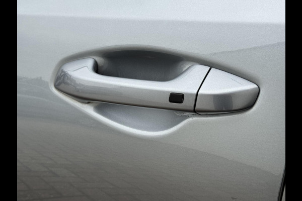 Kia Ceed Sportswagon 1.4 T-GDi DynamicLine Dealeronderhouden Cruise control Climate control Navigatie Apple / Android Trekhaak