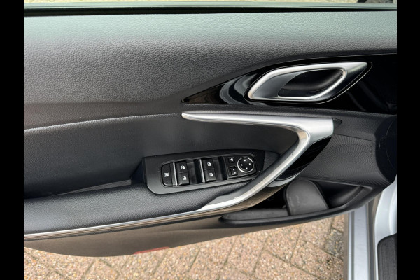 Kia Ceed Sportswagon 1.4 T-GDi DynamicLine Dealeronderhouden Cruise control Climate control Navigatie Apple / Android Trekhaak