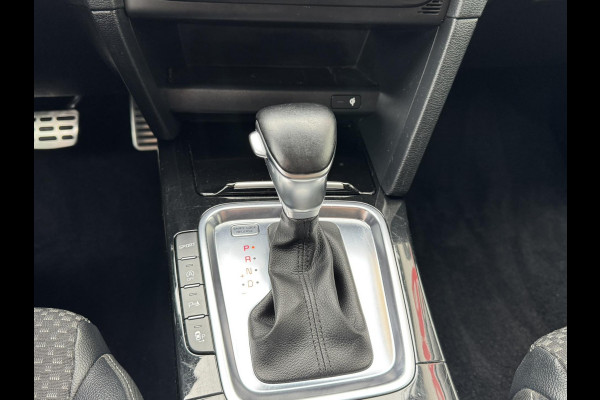 Kia Ceed Sportswagon 1.4 T-GDi DynamicLine Dealeronderhouden Cruise control Climate control Navigatie Apple / Android Trekhaak