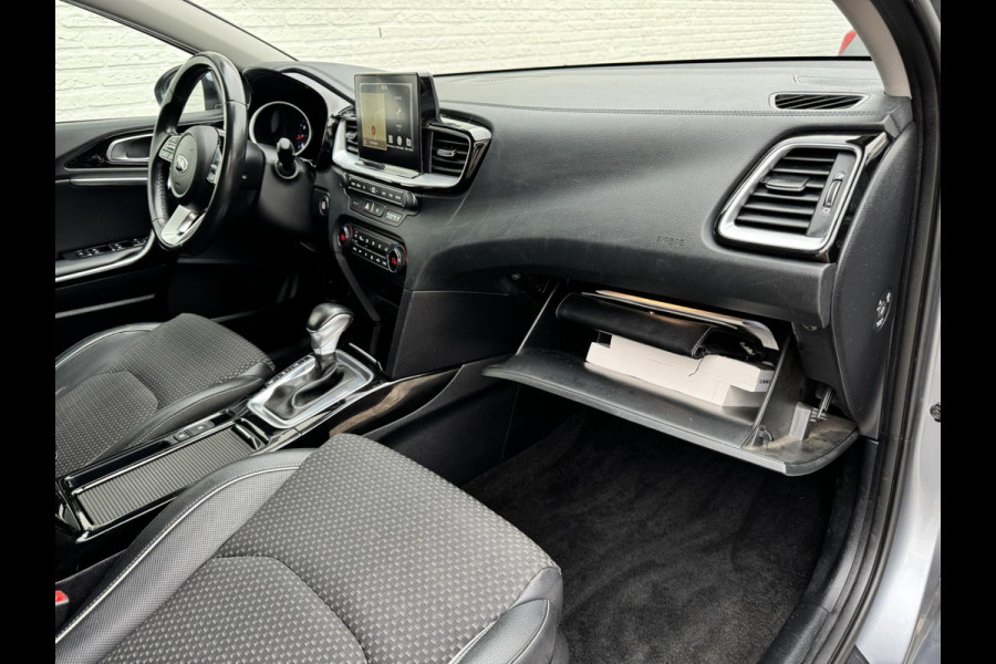 Kia Ceed Sportswagon 1.4 T-GDi DynamicLine Dealeronderhouden Cruise control Climate control Navigatie Apple / Android Trekhaak