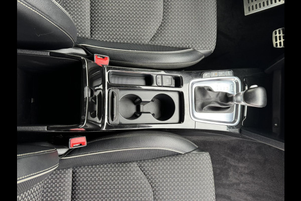 Kia Ceed Sportswagon 1.4 T-GDi DynamicLine Dealeronderhouden Cruise control Climate control Navigatie Apple / Android Trekhaak