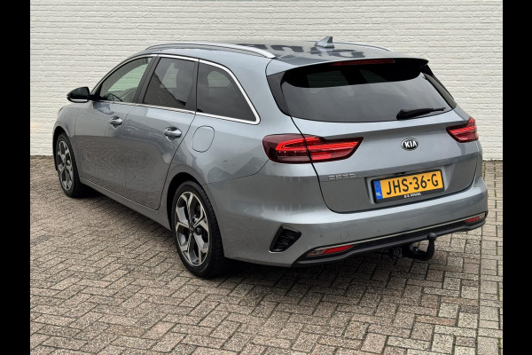 Kia Ceed Sportswagon 1.4 T-GDi DynamicLine Dealeronderhouden Cruise control Climate control Navigatie Apple / Android Trekhaak