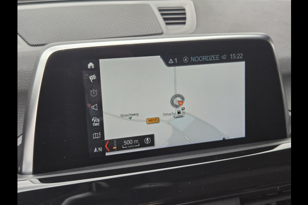 BMW X1 sDrive20i SPORTLINE | HARMAN KARDON | SPORTSTOELEN | TREKHAAK | STOELVERWARMING |
