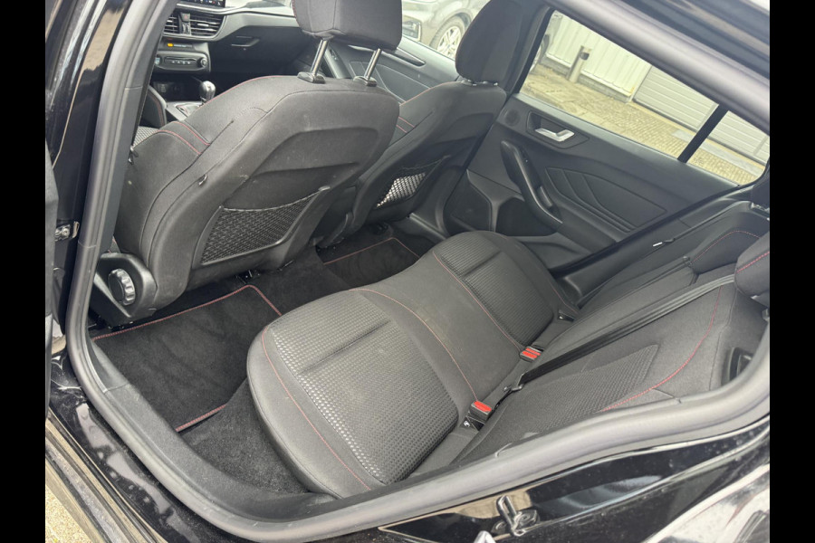 Ford FOCUS Wagon 1.0 EcoBoost Hybrid ST Line X 125pk | Driver Assistance Pack | Winterpack | 18 inch Licht metalen Velgen | SYNC 4 Navigatie