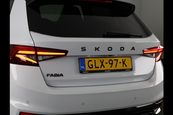 Škoda Fabia 1.0 TSI Monte Carlo 95 pk | Verlengde garantie | Navigatie via App | Parkeersensoren | Achteruitrijcamera | Stoelverwarming |
