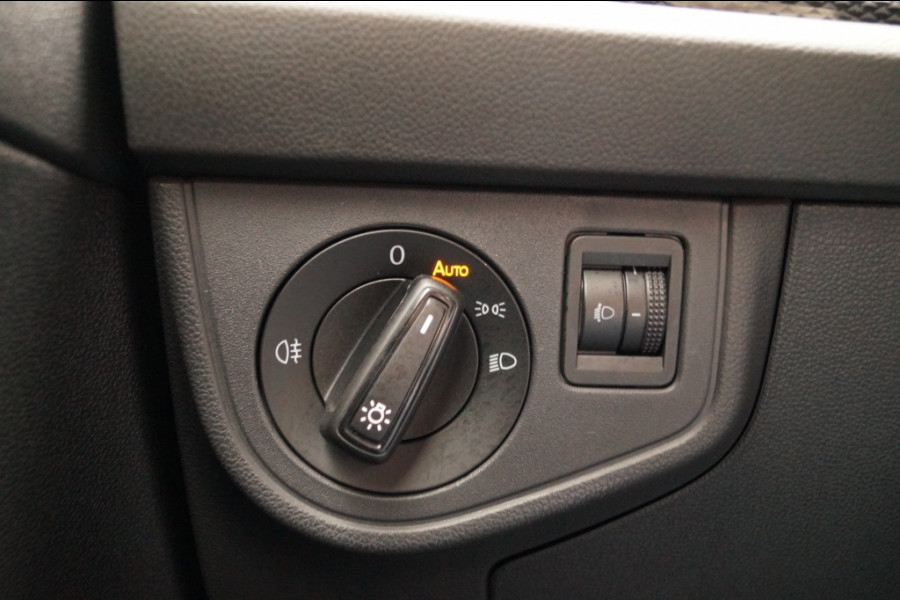 Volkswagen Taigo 1.0 TSI 110pk DSG Life Business -NAVI-LED-ECC-CAM-PDC-