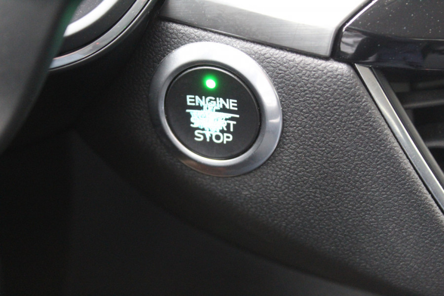 Ford Kuga 2.5 PHEV Titanium , 225pk Climate control , Navigatie , Cruise Control , Bluetooth Android/Apple carplay , LED dagrijverlichting , Parkeersensoren Ford Kuga 2.5 PHEV Titanium , 225pk Climate control , Navigatie , Cruise Control , Bluetooth Android/Apple carplay , LED dagrijverlichting , Parkeersensoren