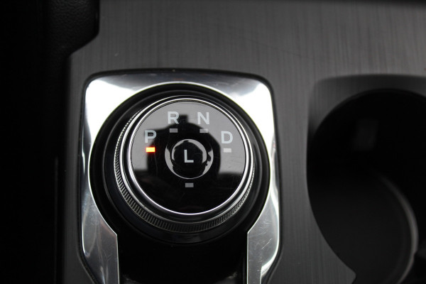 Ford Kuga 2.5 PHEV Titanium , 225pk Climate control , Navigatie , Cruise Control , Bluetooth Android/Apple carplay , LED dagrijverlichting , Parkeersensoren Ford Kuga 2.5 PHEV Titanium , 225pk Climate control , Navigatie , Cruise Control , Bluetooth Android/Apple carplay , LED dagrijverlichting , Parkeersensoren