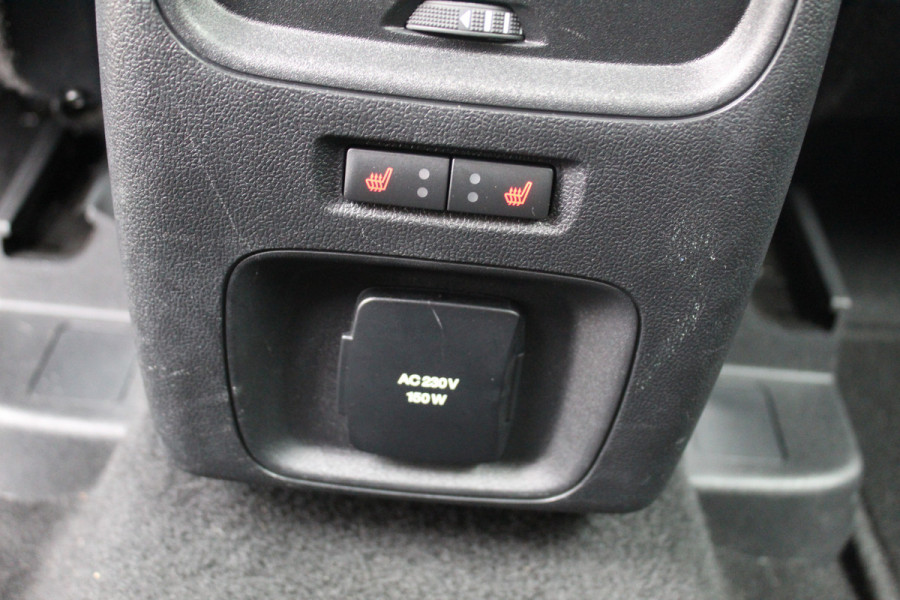 Ford Kuga 2.5 PHEV Titanium , 225pk Climate control , Navigatie , Cruise Control , Bluetooth Android/Apple carplay , LED dagrijverlichting , Parkeersensoren Ford Kuga 2.5 PHEV Titanium , 225pk Climate control , Navigatie , Cruise Control , Bluetooth Android/Apple carplay , LED dagrijverlichting , Parkeersensoren