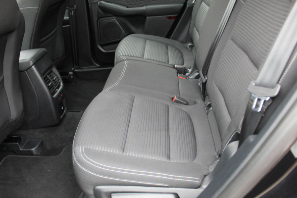 Ford Kuga 2.5 PHEV Titanium , 225pk Climate control , Navigatie , Cruise Control , Bluetooth Android/Apple carplay , LED dagrijverlichting , Parkeersensoren Ford Kuga 2.5 PHEV Titanium , 225pk Climate control , Navigatie , Cruise Control , Bluetooth Android/Apple carplay , LED dagrijverlichting , Parkeersensoren