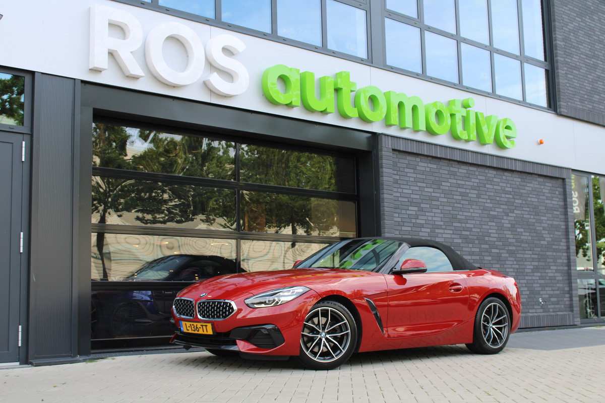 BMW Z4 Roadster sDrive20i High Executive | STOELVERWARMING | SFEER | CARPLAY | LEDER | BMW Z4 Roadster sDrive20i High Executive | STOELVERWARMING | SFEER | CARPLAY | LEDER |