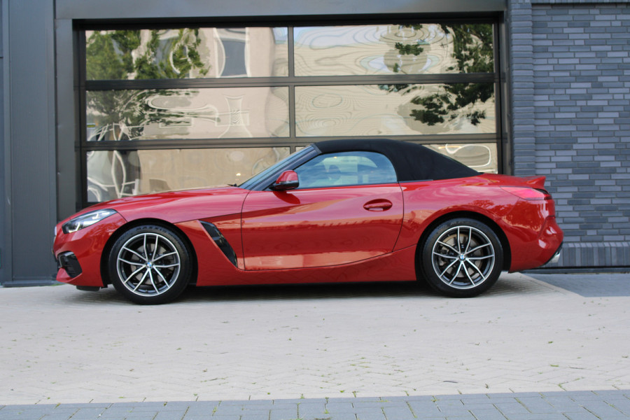 BMW Z4 Roadster sDrive20i High Executive | STOELVERWARMING | SFEER | CARPLAY | LEDER |