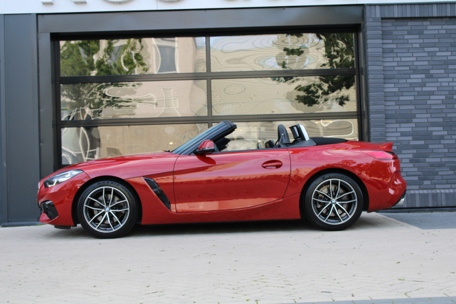 BMW Z4 Roadster sDrive20i High Executive | STOELVERWARMING | SFEER | CARPLAY | LEDER |