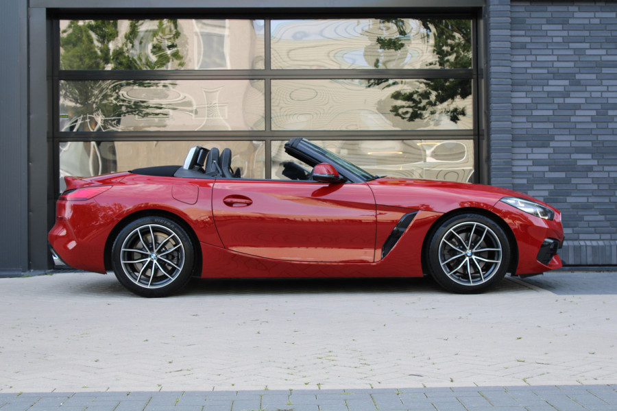 BMW Z4 Roadster sDrive20i High Executive | STOELVERWARMING | SFEER | CARPLAY | LEDER |