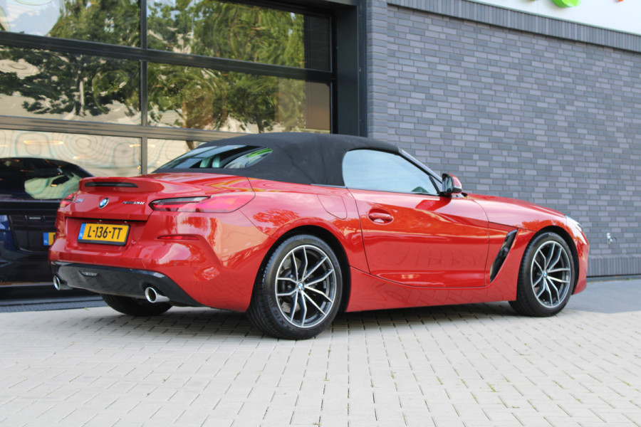 BMW Z4 Roadster sDrive20i High Executive | STOELVERWARMING | SFEER | CARPLAY | LEDER |