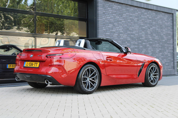 BMW Z4 Roadster sDrive20i High Executive | STOELVERWARMING | SFEER | CARPLAY | LEDER |