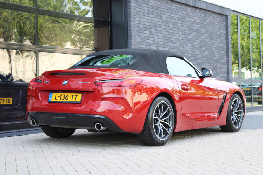 BMW Z4 Roadster sDrive20i High Executive | STOELVERWARMING | SFEER | CARPLAY | LEDER |