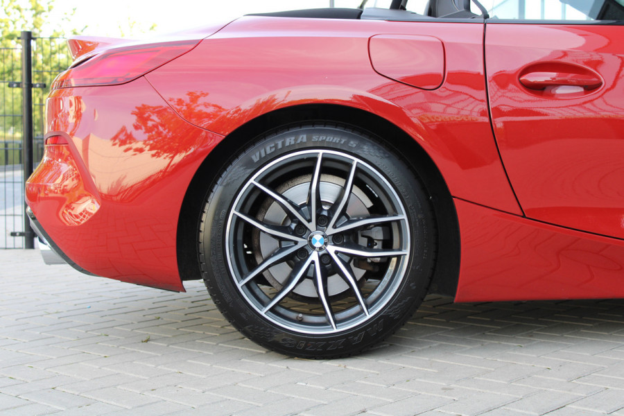 BMW Z4 Roadster sDrive20i High Executive | STOELVERWARMING | SFEER | CARPLAY | LEDER |