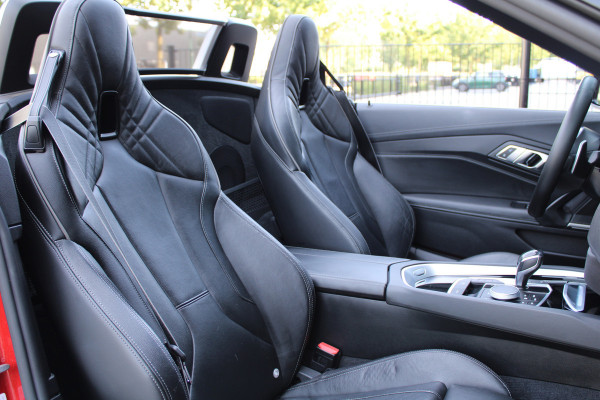 BMW Z4 Roadster sDrive20i High Executive | STOELVERWARMING | SFEER | CARPLAY | LEDER |