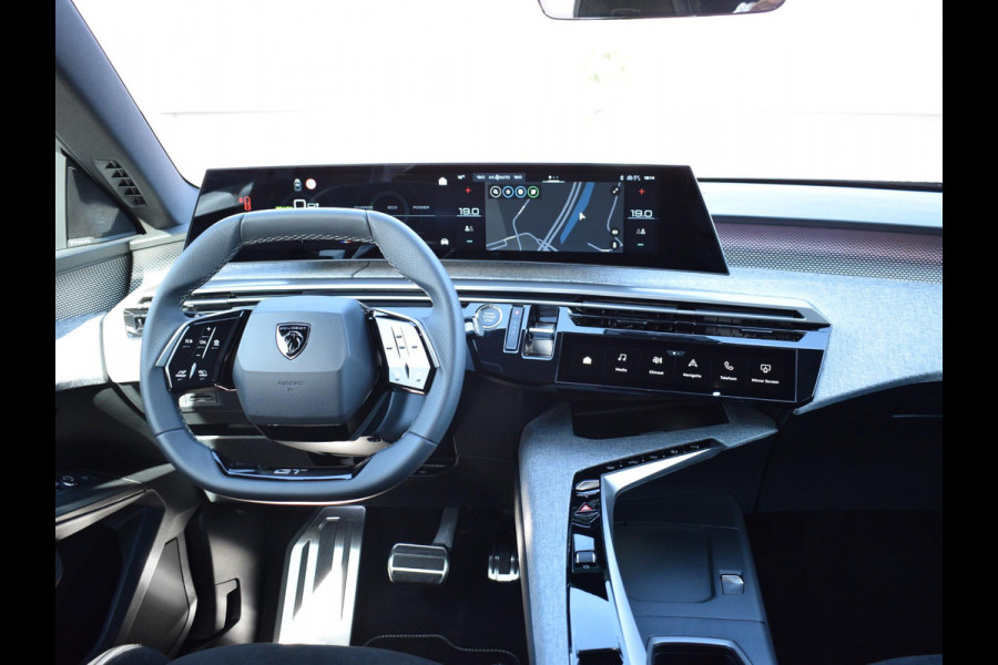 Peugeot E-3008 Launch Edition 325 Dual Motor 73 kWh Peugeot E-3008 Launch Edition 325 Dual Motor 73 kWh