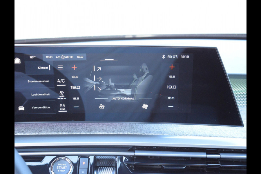 Peugeot E-3008 Launch Edition 325 Dual Motor 73 kWh Peugeot E-3008 Launch Edition 325 Dual Motor 73 kWh