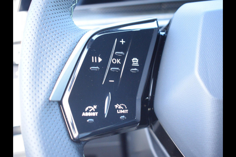 Peugeot E-3008 Launch Edition 325 Dual Motor 73 kWh Peugeot E-3008 Launch Edition 325 Dual Motor 73 kWh