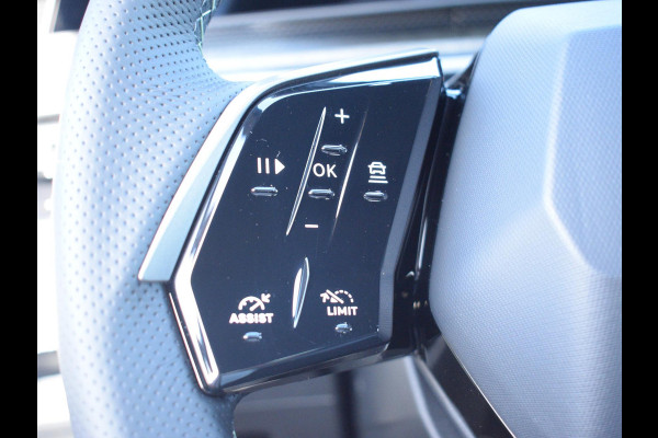 Peugeot E-3008 Launch Edition 325 Dual Motor 73 kWh Peugeot E-3008 Launch Edition 325 Dual Motor 73 kWh