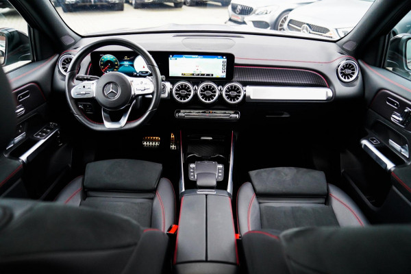Mercedes-Benz EQB 250+ Business Edition 71 kWh | SOH 100% | Pano | Elektrisch verstelbare memorystoelen | Carbon | Leder/Alcantara