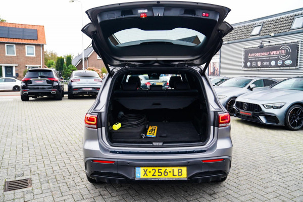 Mercedes-Benz EQB 250+ Business Edition 71 kWh | SOH 100% | Pano | Elektrisch verstelbare memorystoelen | Carbon | Leder/Alcantara