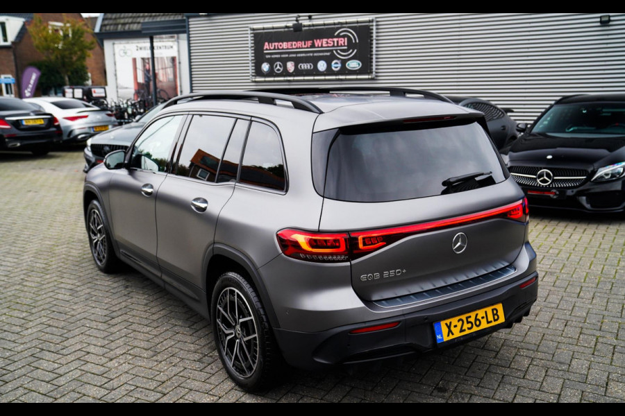 Mercedes-Benz EQB 250+ Business Edition 71 kWh | SOH 100% | Pano | Elektrisch verstelbare memorystoelen | Carbon | Leder/Alcantara