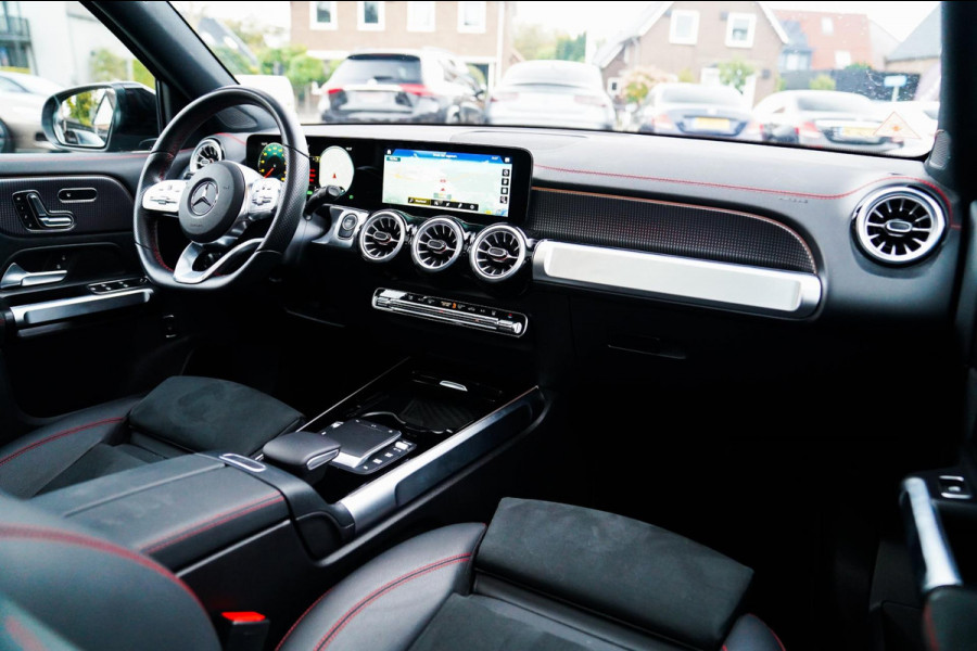 Mercedes-Benz EQB 250+ Business Edition 71 kWh | SOH 100% | Pano | Elektrisch verstelbare memorystoelen | Carbon | Leder/Alcantara