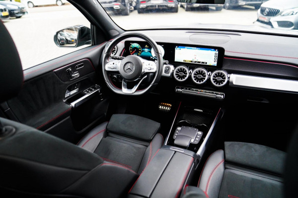 Mercedes-Benz EQB 250+ Business Edition 71 kWh | SOH 100% | Pano | Elektrisch verstelbare memorystoelen | Carbon | Leder/Alcantara