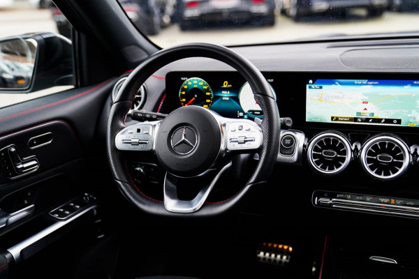 Mercedes-Benz EQB 250+ Business Edition 71 kWh | SOH 100% | Pano | Elektrisch verstelbare memorystoelen | Carbon | Leder/Alcantara