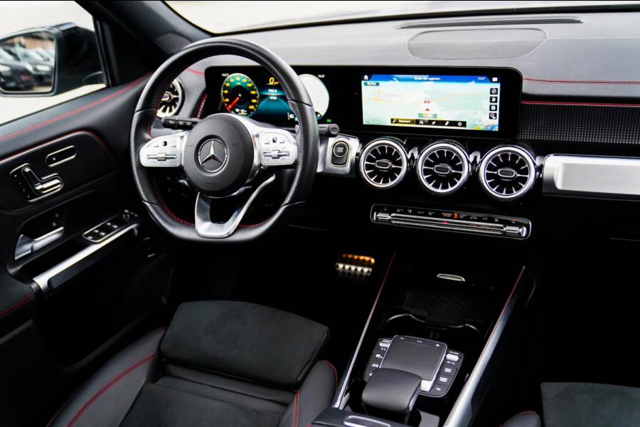 Mercedes-Benz EQB 250+ Business Edition 71 kWh | SOH 100% | Pano | Elektrisch verstelbare memorystoelen | Carbon | Leder/Alcantara