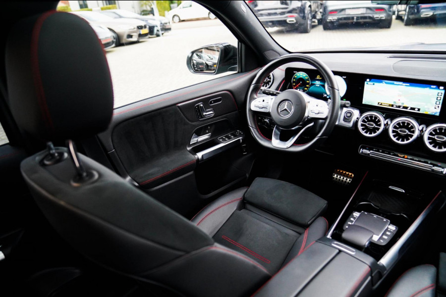 Mercedes-Benz EQB 250+ Business Edition 71 kWh | SOH 100% | Pano | Elektrisch verstelbare memorystoelen | Carbon | Leder/Alcantara