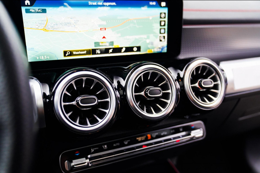 Mercedes-Benz EQB 250+ Business Edition 71 kWh | SOH 100% | Pano | Elektrisch verstelbare memorystoelen | Carbon | Leder/Alcantara