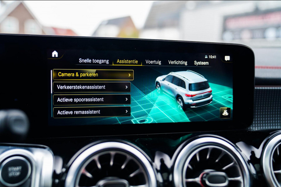 Mercedes-Benz EQB 250+ Business Edition 71 kWh | SOH 100% | Pano | Elektrisch verstelbare memorystoelen | Carbon | Leder/Alcantara