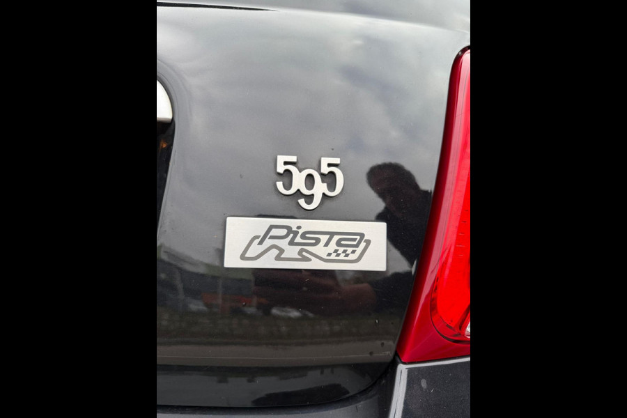 Fiat 500 1.4 T-Jet Abarth 595 Pista Fiat 500 1.4 T-Jet Abarth 595 Pista