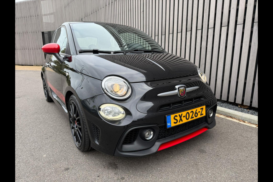 Fiat 500 1.4 T-Jet Abarth 595 Pista Fiat 500 1.4 T-Jet Abarth 595 Pista
