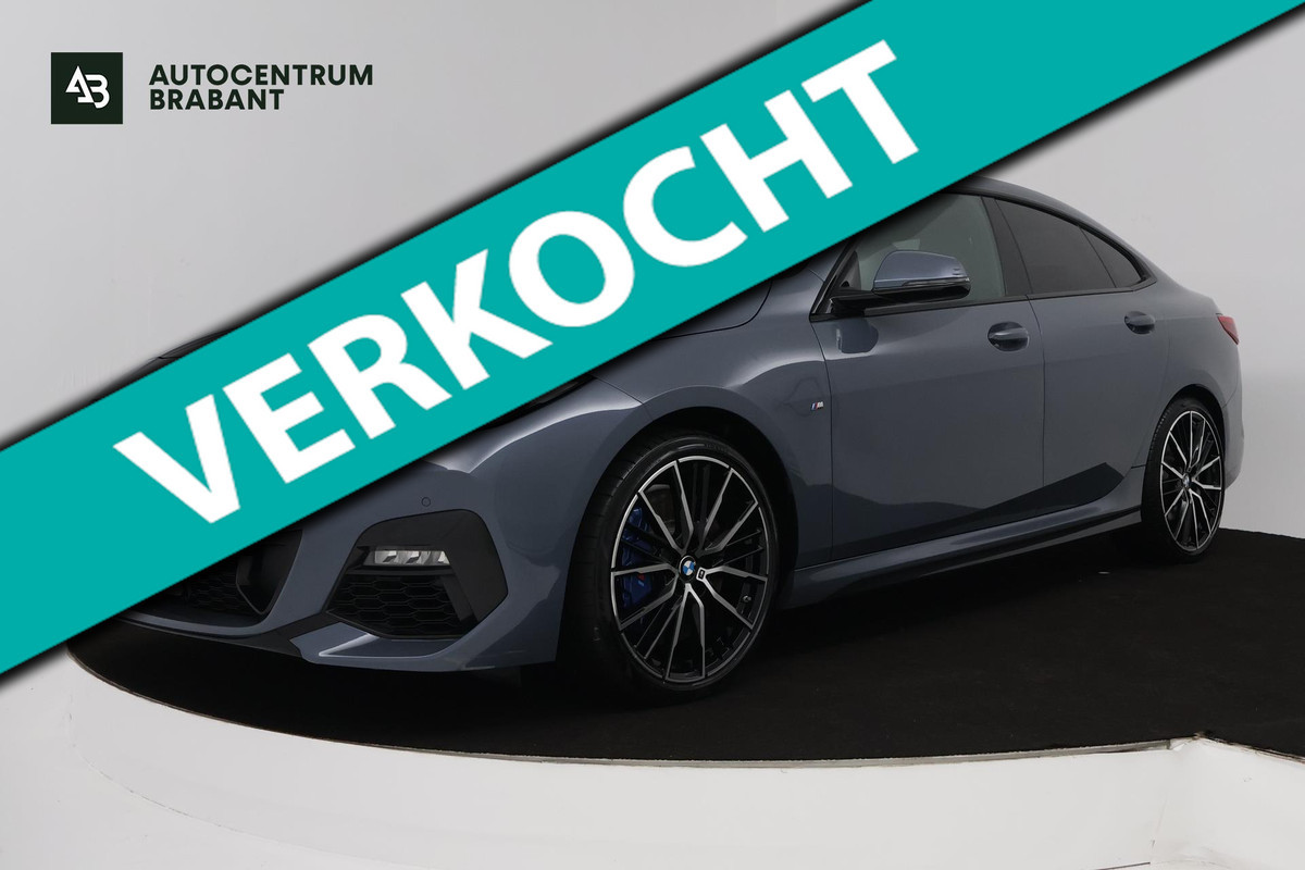 BMW 2 Serie Gran Coupé 218i High Executive Edition (SFEERVERLICHTING, CRUISE CONTROL, STOELVERWARMING, NAVIGATIE, AUTOMAAT) BMW 2 Serie Gran Coupé 218i High Executive Edition (SFEERVERLICHTING, CRUISE CONTROL, STOELVERWARMING, NAVIGATIE, AUTOMAAT)