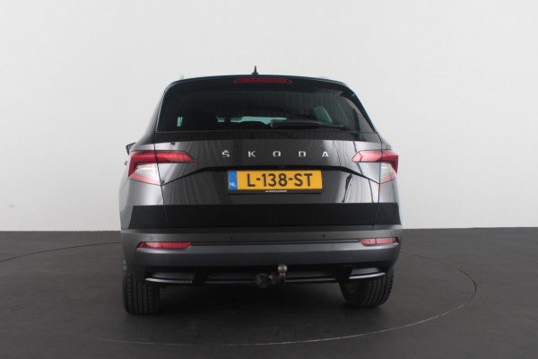 Škoda Karoq 1.5 TSI ACT Style 150pk Automaat/Camera/Trekhaak/ACC cruise control adaptief... Škoda Karoq 1.5 TSI ACT Style 150pk Automaat/Camera/Trekhaak/ACC cruise control adaptief...