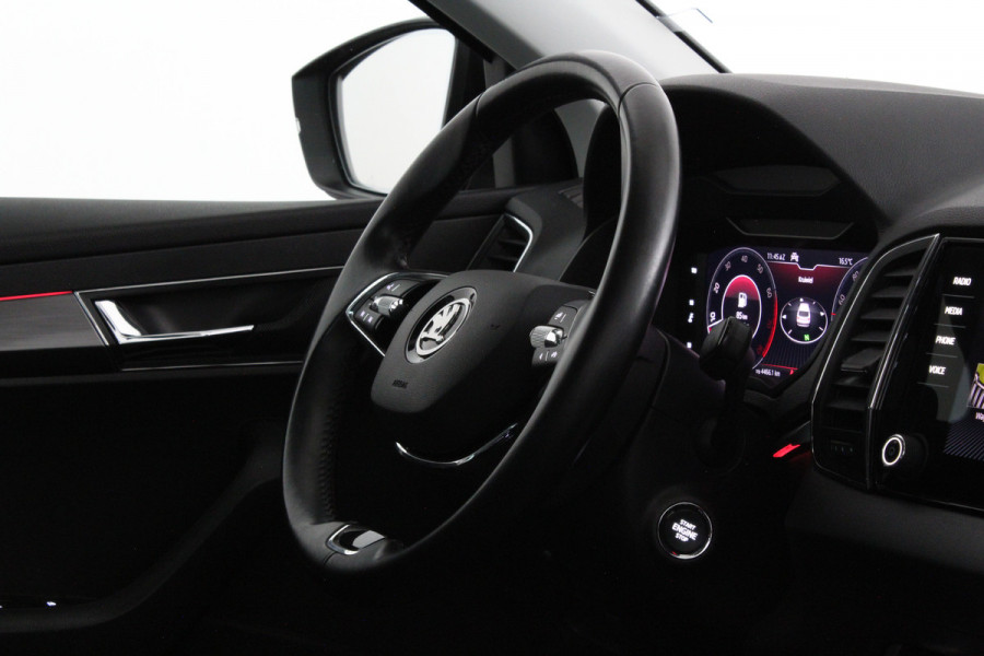 Škoda Karoq 1.5 TSI ACT Style 150pk Automaat/Camera/Trekhaak/ACC cruise control adaptief... Škoda Karoq 1.5 TSI ACT Style 150pk Automaat/Camera/Trekhaak/ACC cruise control adaptief...