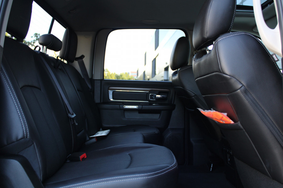 Dodge Ram 1500 5.7 V8 4x4 Crew Cab 5'7 | EX.BTW | PANO | ALPINE | STOELKOELING | MEMORY | ACHTERBANK VERWARMD |