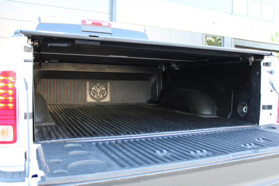 Dodge Ram 1500 5.7 V8 4x4 Crew Cab 5'7 | EX.BTW | PANO | ALPINE | STOELKOELING | MEMORY | ACHTERBANK VERWARMD |