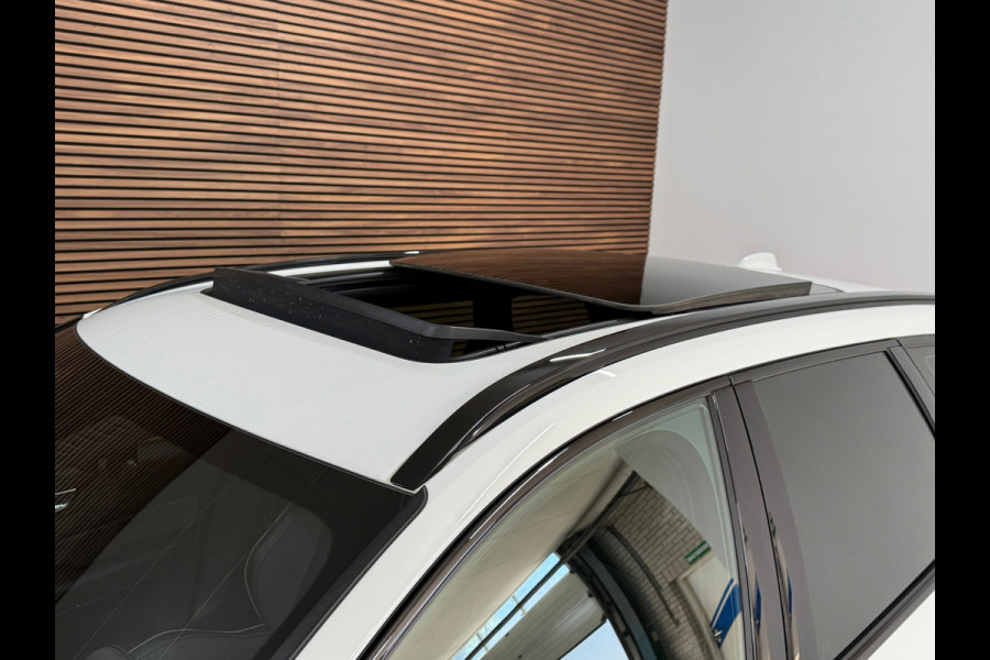 Volvo XC60 2.0 T6 Ultimate Dark R-Design Plug-in | Facelift | 21 Inch | Pano | Leder