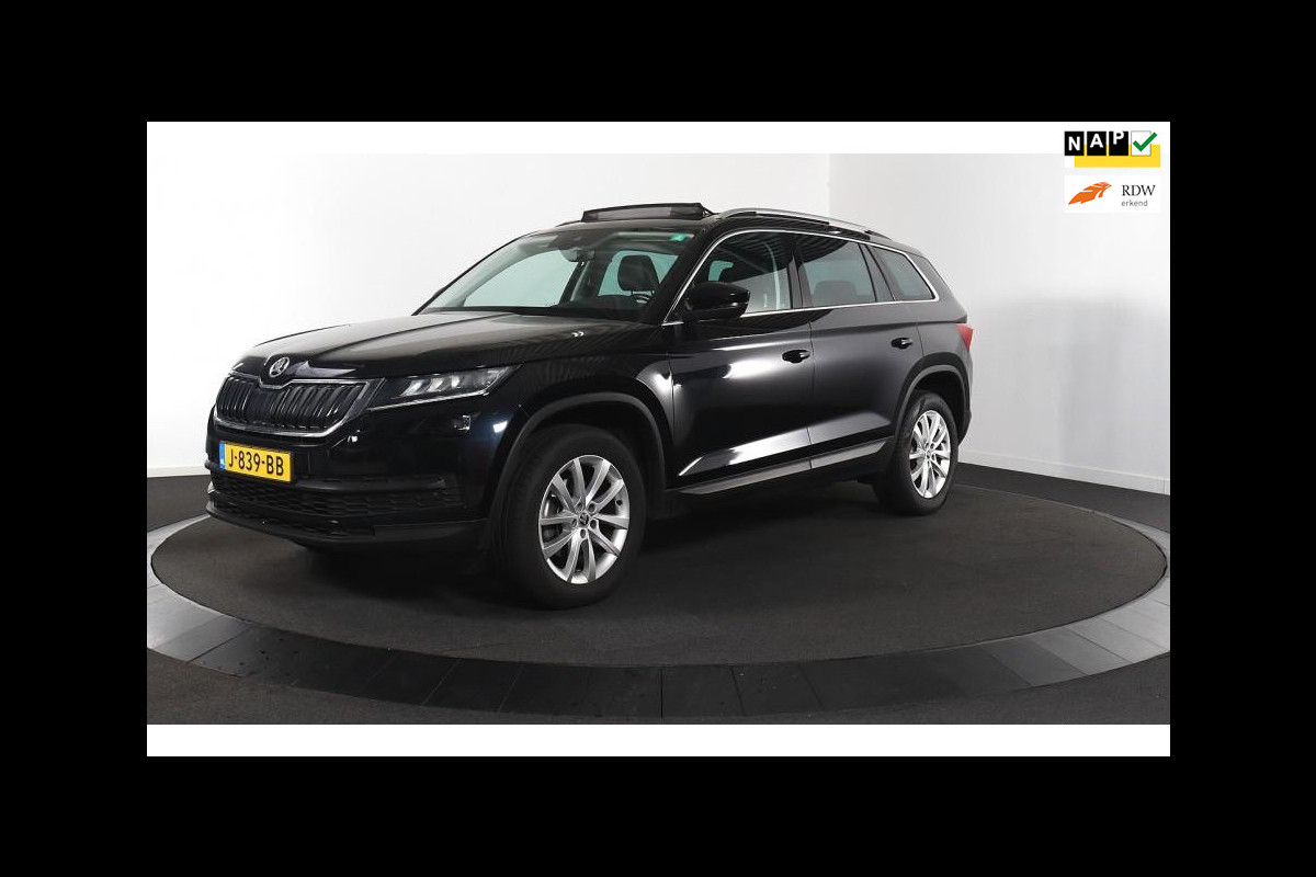 Škoda Kodiaq 1.5TSI BUSINESS EDITION PANORAMADAK VIRTUAL TREKHAAK CANTON Škoda Kodiaq 1.5TSI BUSINESS EDITION PANORAMADAK VIRTUAL TREKHAAK CANTON