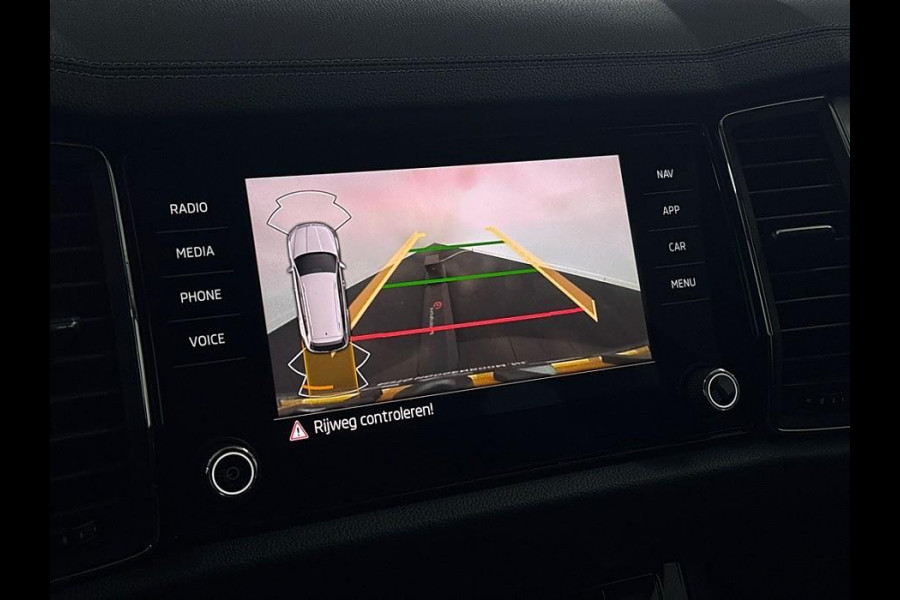 Škoda Kodiaq 1.5TSI BUSINESS EDITION PANORAMADAK VIRTUAL TREKHAAK CANTON