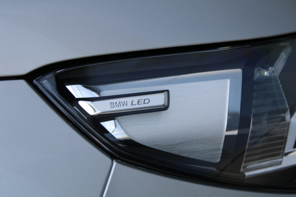 BMW X1 xDrive30e | PANO | M-SPORT | 360 | HUD | KEYLESS | STUURW.VERWARMD | LED |